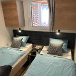 Adriakamp Mobilehome - Camp Soline Aldeamento Turístico Biograd Na Moru