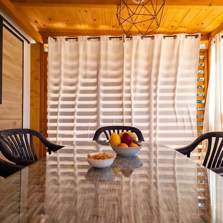Kompleks wypoczynkowy Adriakamp Mobilehome - Camp Soline