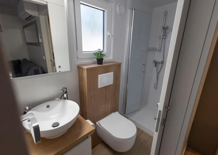 Adriakamp Mobilehome - Camp Soline Biograd Na Moru