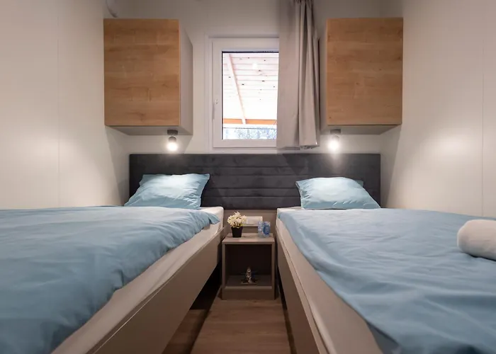 Adriakamp Mobilehome - Camp Soline * Biograd Na Moru