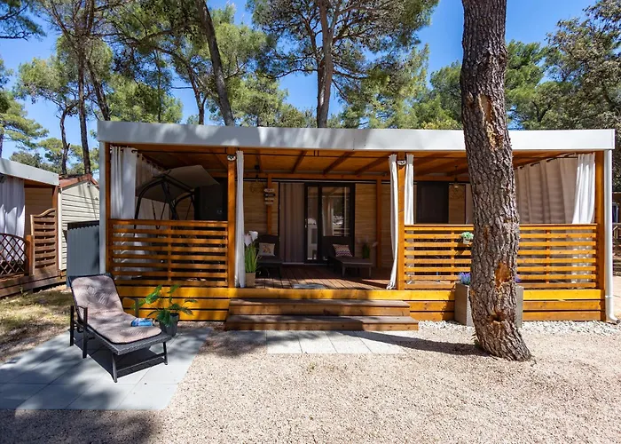 Adriakamp Mobilehome - Camp Soline Biograd Na Moru
