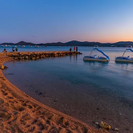 Adriakamp Mobilehome - Camp Soline Parque de vacaciones