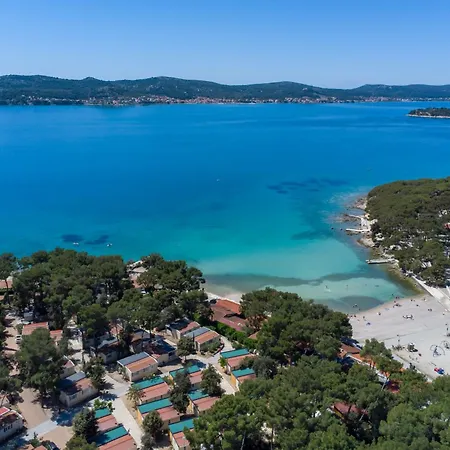 Adriakamp Mobilehome - Camp Soline База отдыха *