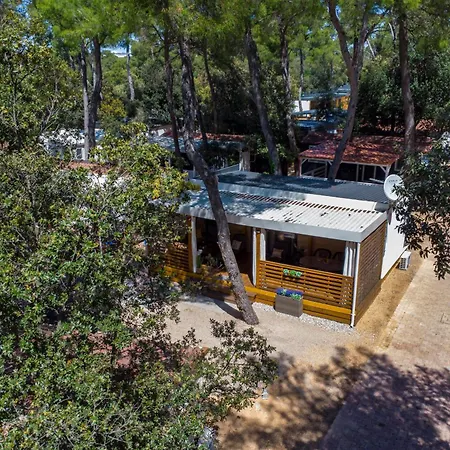 Adriakamp Mobilehome - Camp Soline Биоград-на-Мору