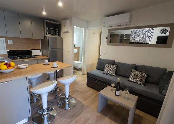 Πάρκο διακοπών Adriakamp Mobilehome - Camp Soline